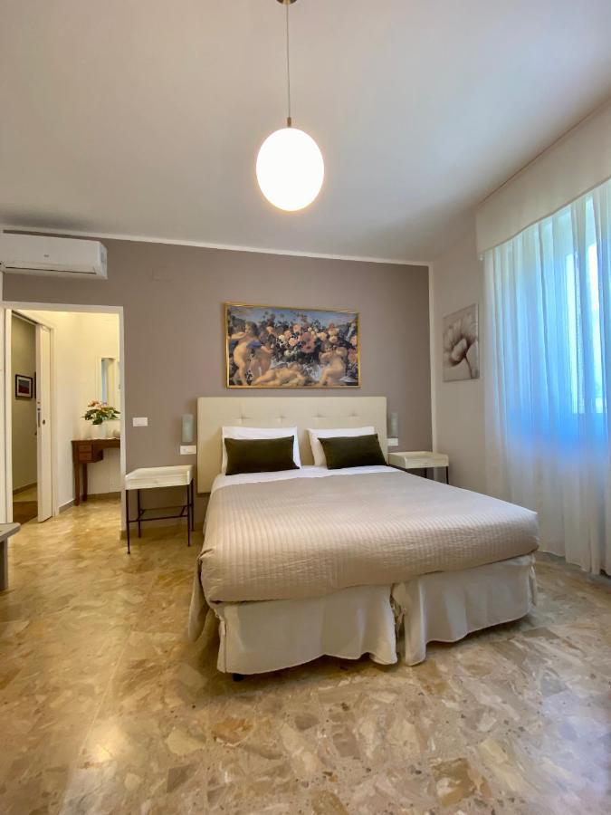 A Due Passi B&B Citta Sant'Angelo Exteriör bild