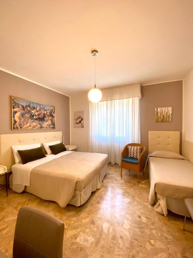 A Due Passi B&B Citta Sant'Angelo Exteriör bild