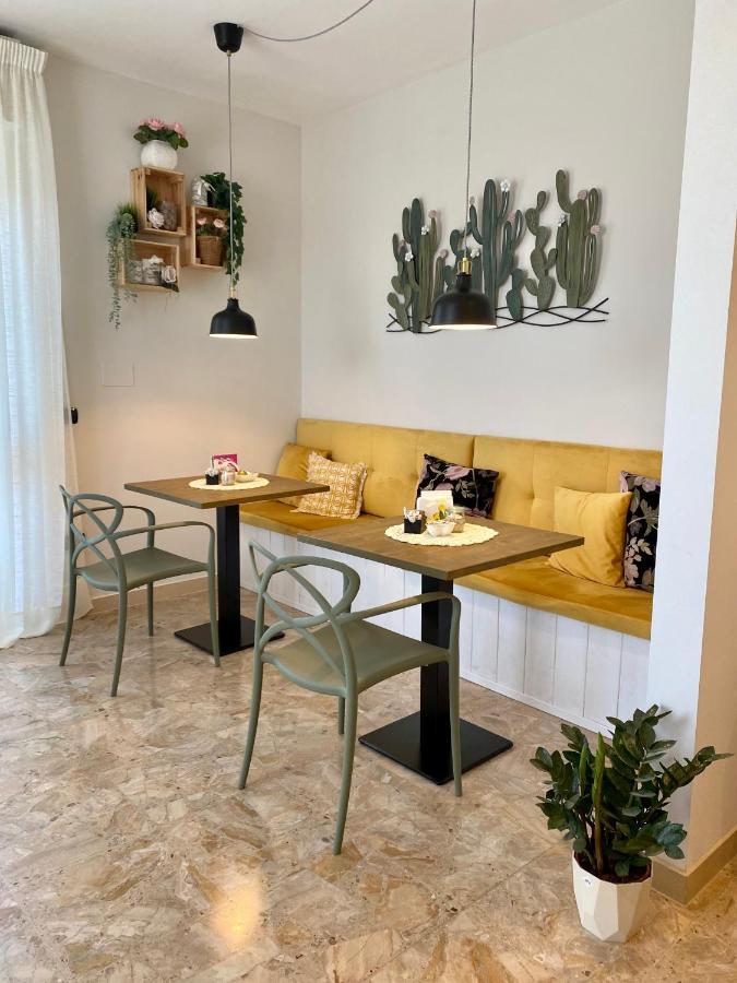 A Due Passi B&B Citta Sant'Angelo Exteriör bild